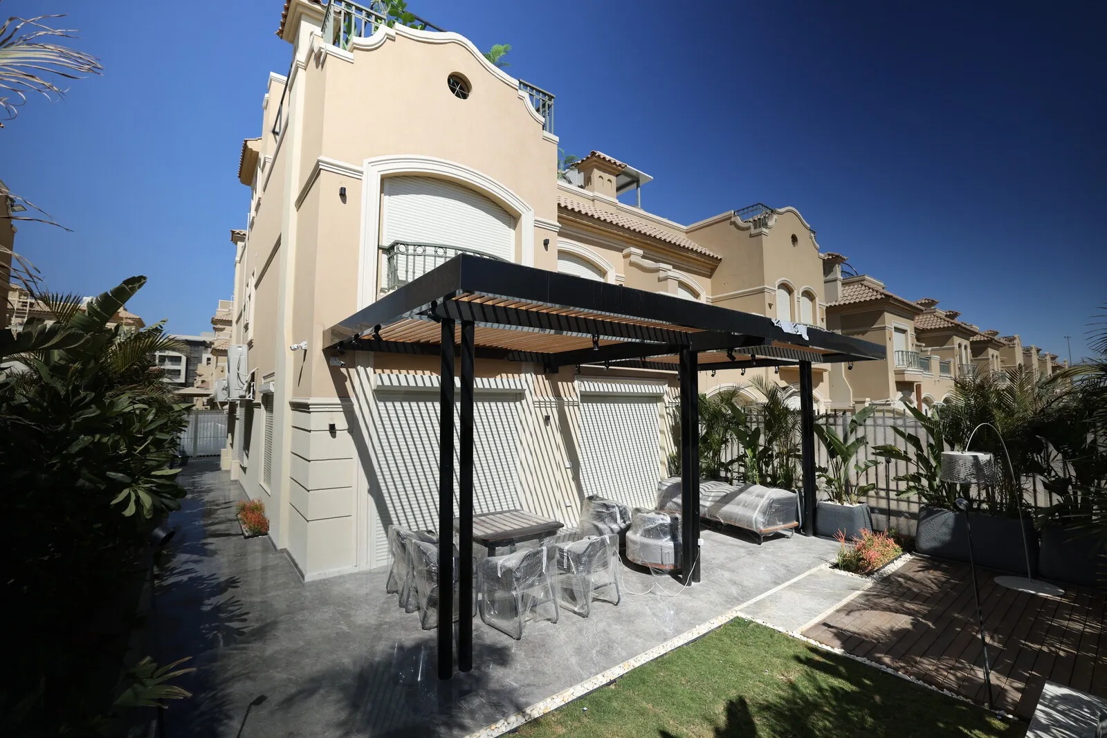 La Vista Villa project